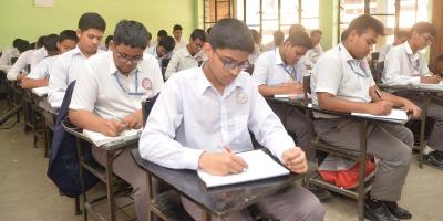 My Favorite Person বিষয়ক Paragraph লিখন, ২২তম পর্ব, এইচএসসি ইংরেজি ২য় পত্র